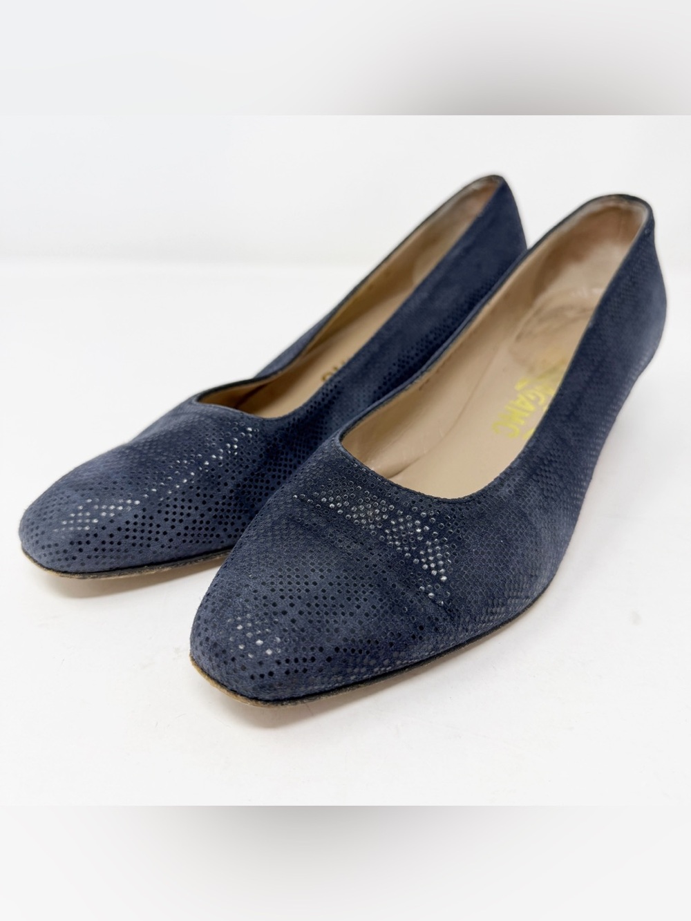 Salvatore Ferragamo Blue Perforated Suede Low Heel Pumps Womens Size 8 Italy
